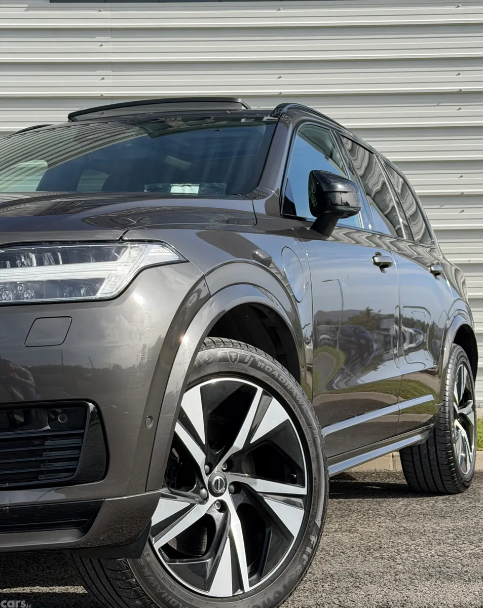 Volvo XC90 SUV, Petrol Plug-in Hybrid, 2023, Grey