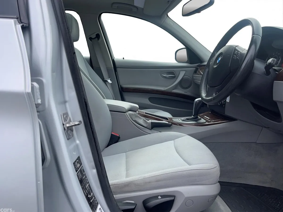 BMW 3-Series Estate, Diesel, 2010, Silver