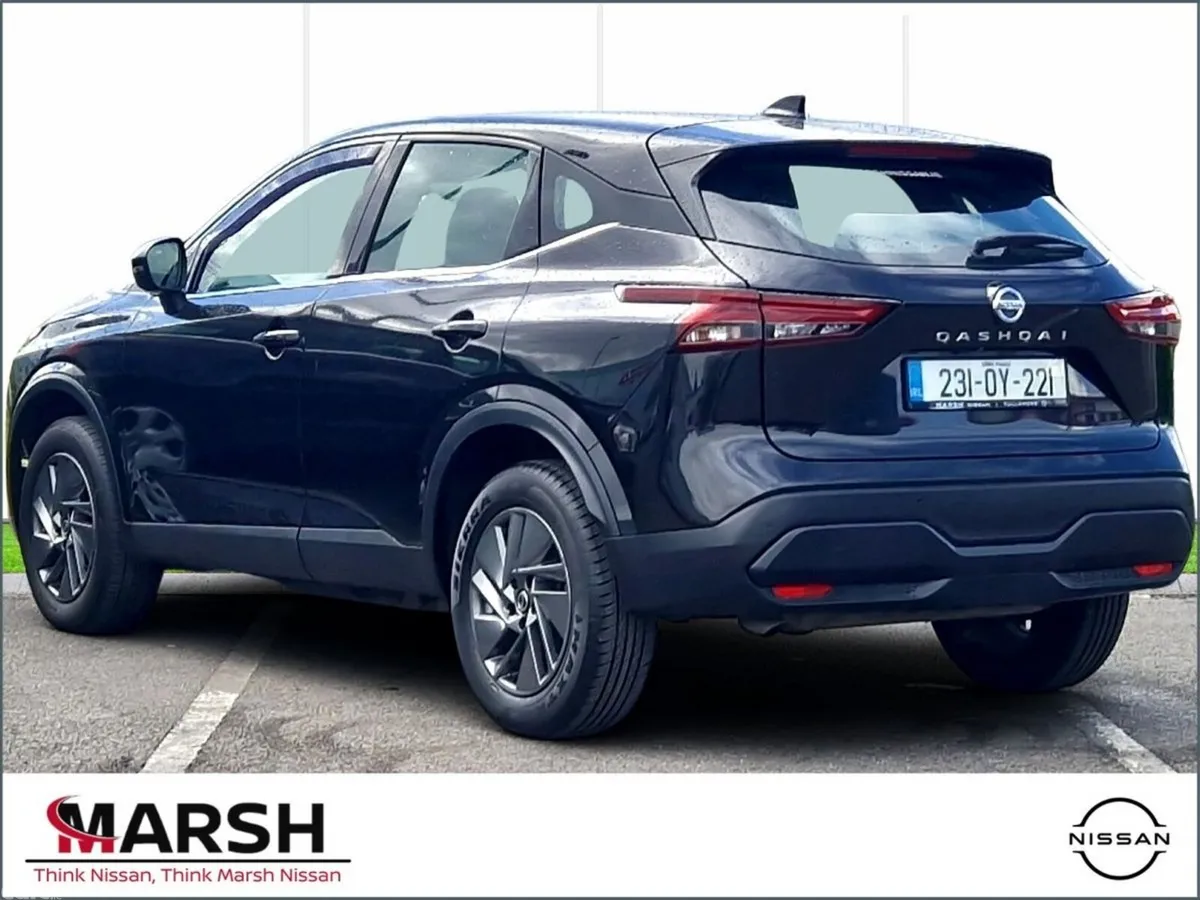 Nissan Qashqai MPV, Petrol, 2023, Black