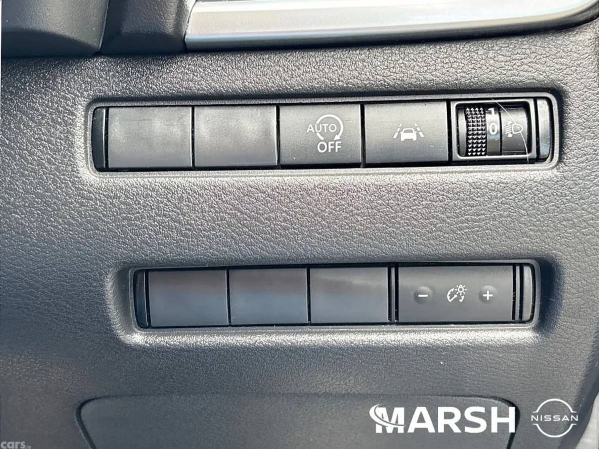 Nissan Qashqai MPV, Petrol, 2023, Black