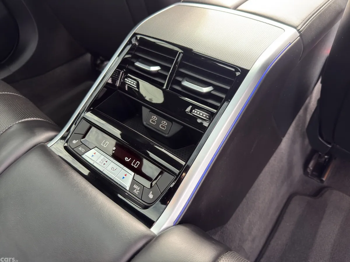 BMW 8-Series Coupe, Diesel, 2021, Grey
