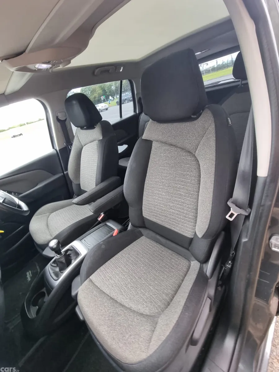 Citroen C4 Hatchback, Diesel, 2016, Grey