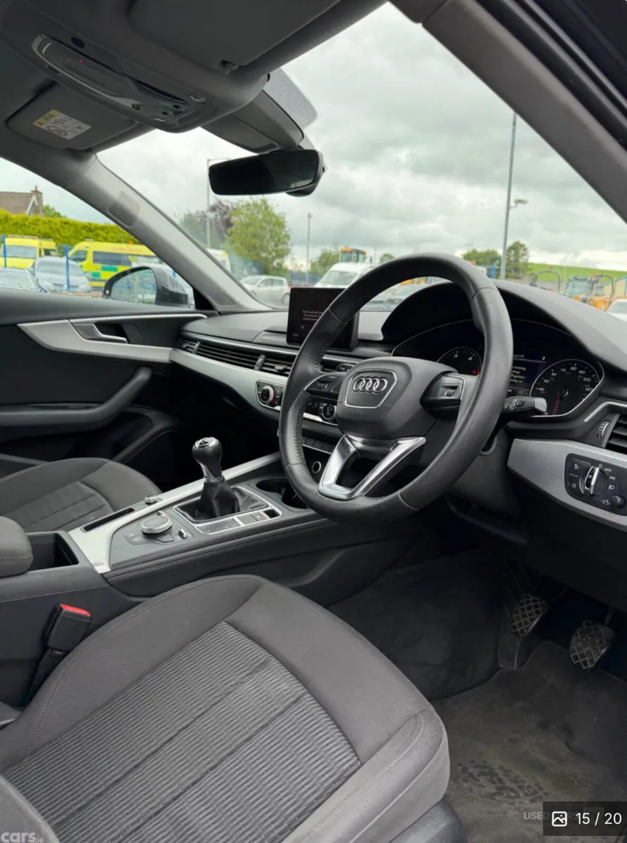 Audi A4 Saloon, Diesel, 2016, Blue