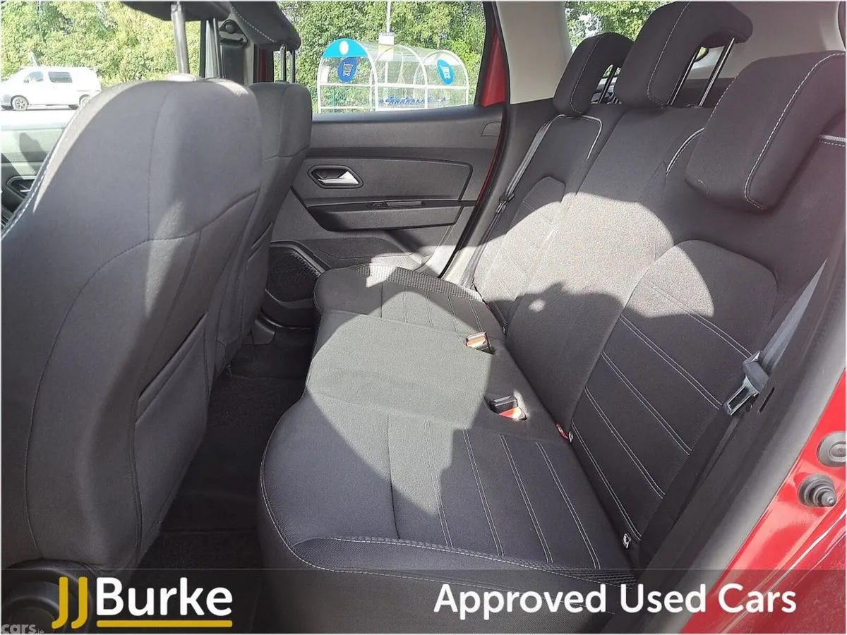Dacia Duster SUV, Diesel, 2022, Red