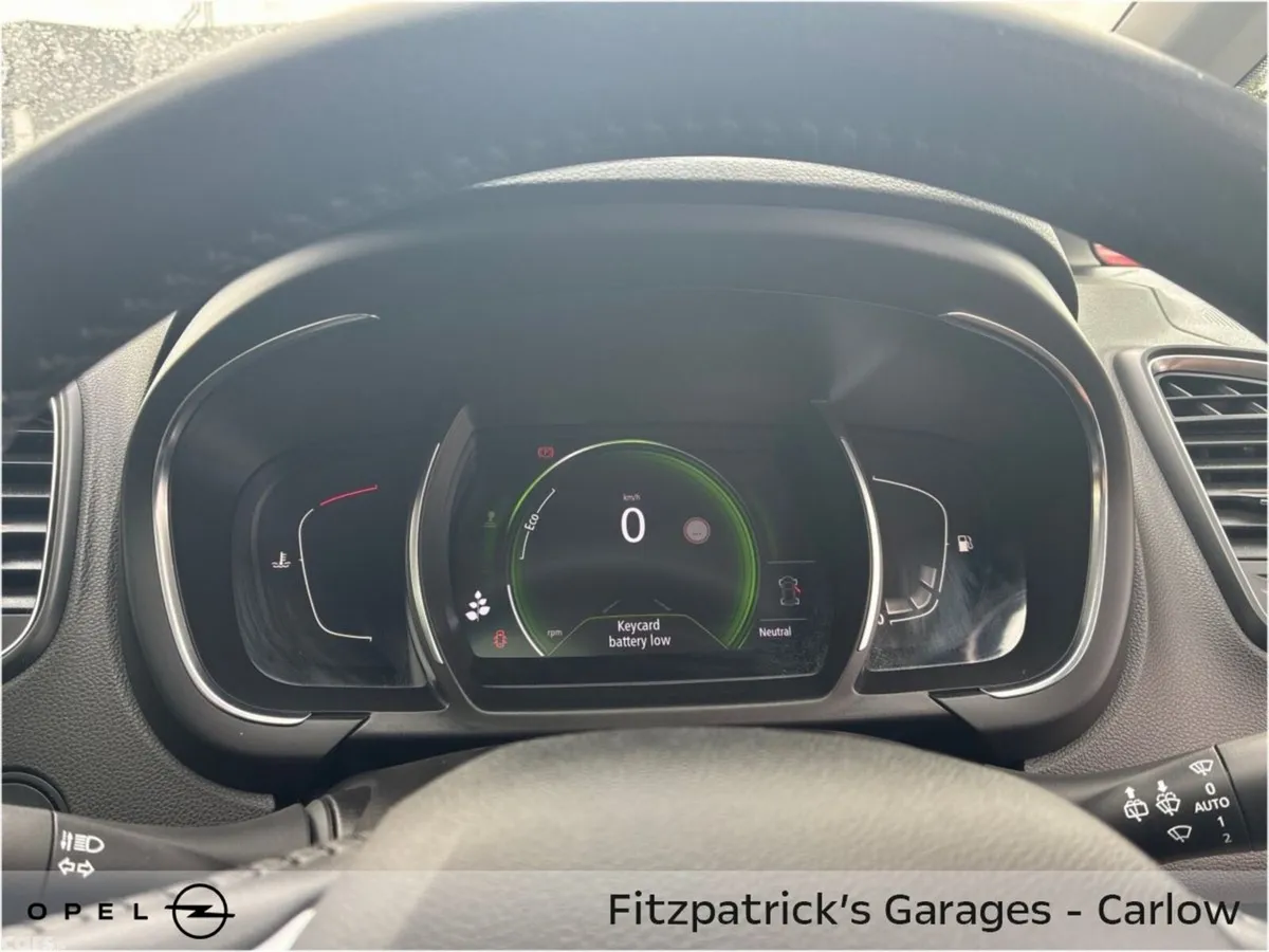 Renault Scenic MPV, Diesel, 2020, Red