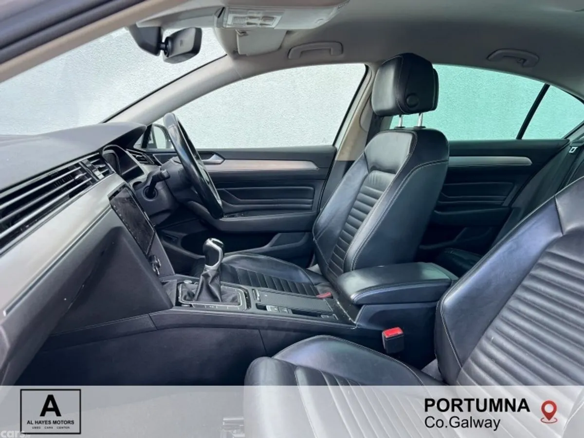 Volkswagen Passat Saloon, Diesel, 2020, Silver