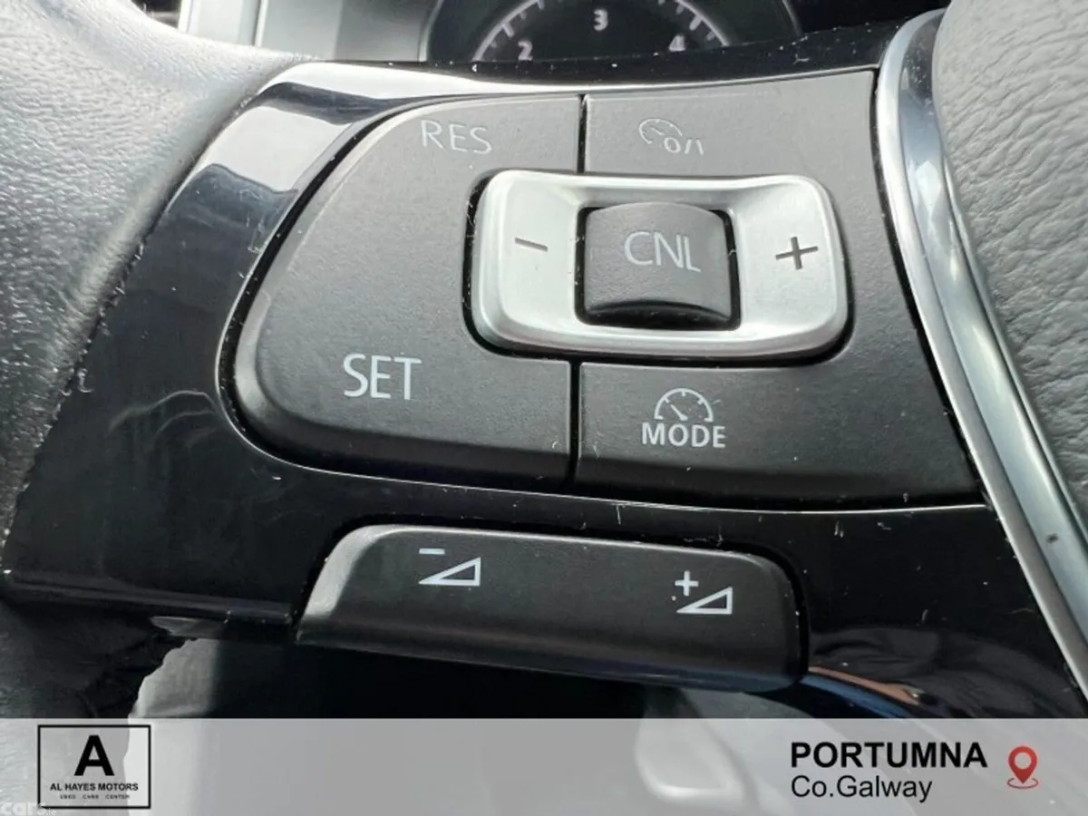 Volkswagen Golf Hatchback, Diesel, 2016, Silver