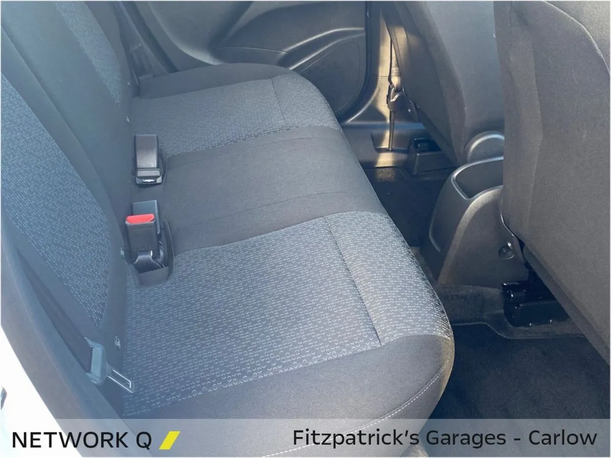 Opel Crossland X SUV, Petrol, 2024, White