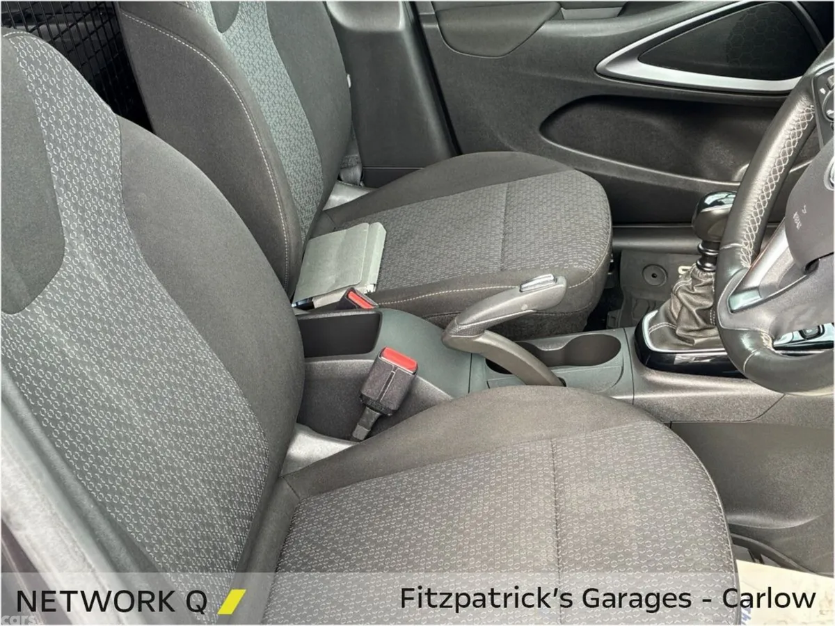 Opel Crossland SUV, Diesel, 2022, Grey