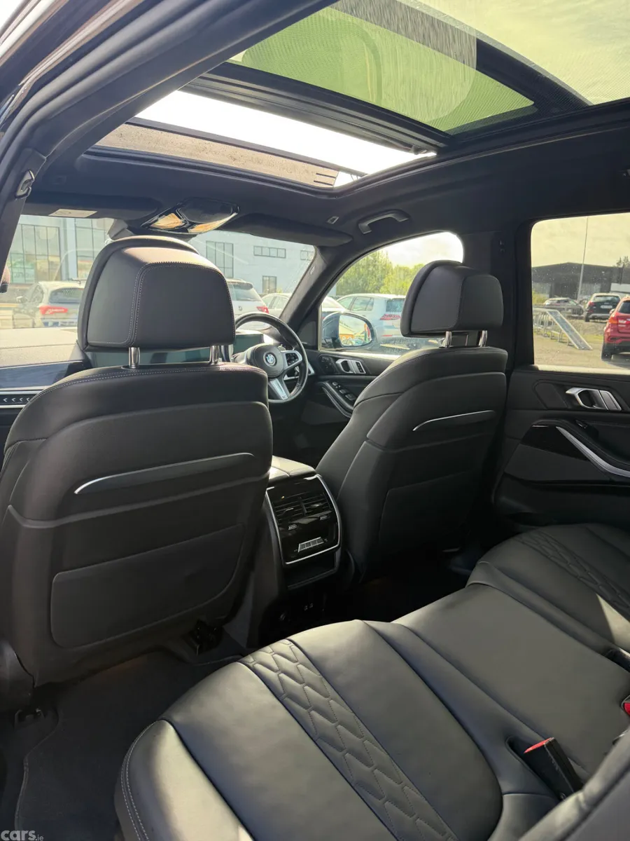 BMW X7 Hatchback, Diesel, 2024, Black