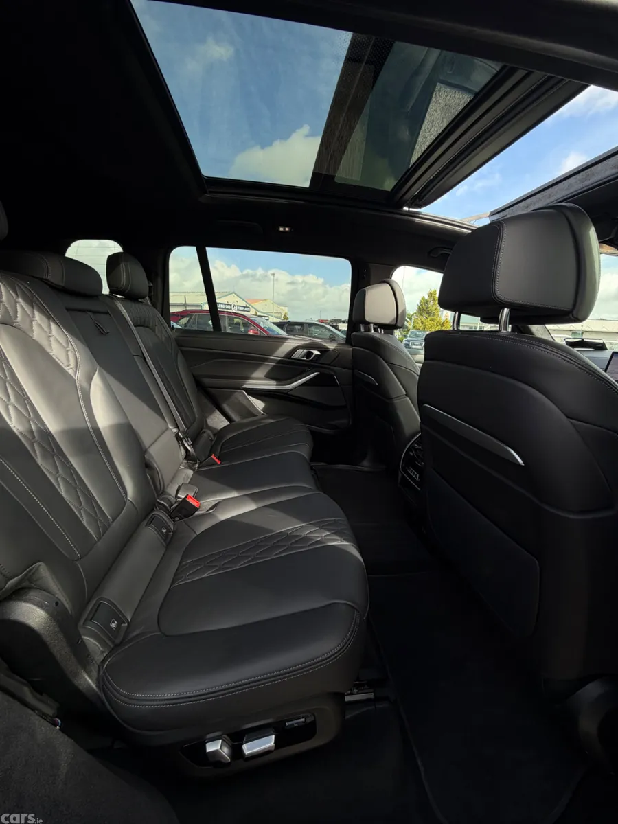 BMW X7 Hatchback, Diesel, 2024, Black