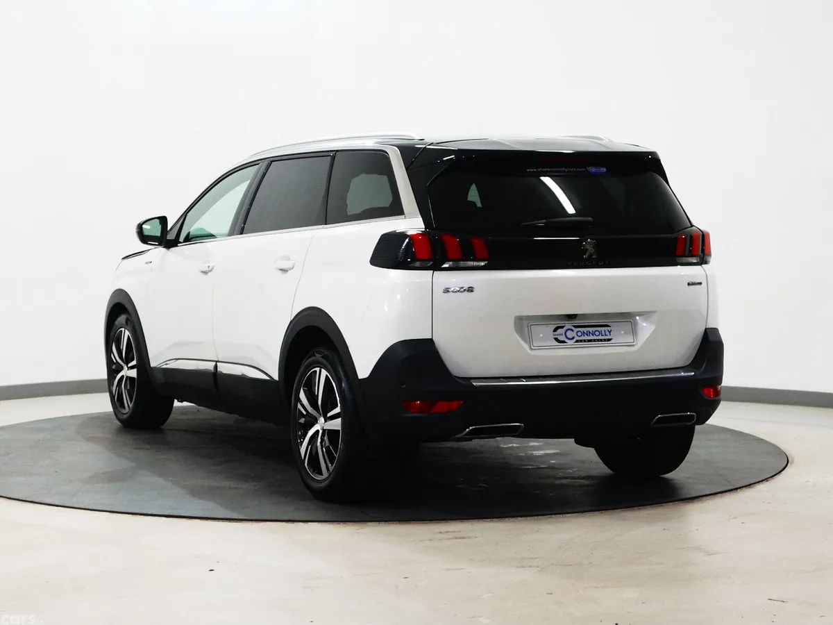 Peugeot 5008 MPV, Diesel, 2019, White