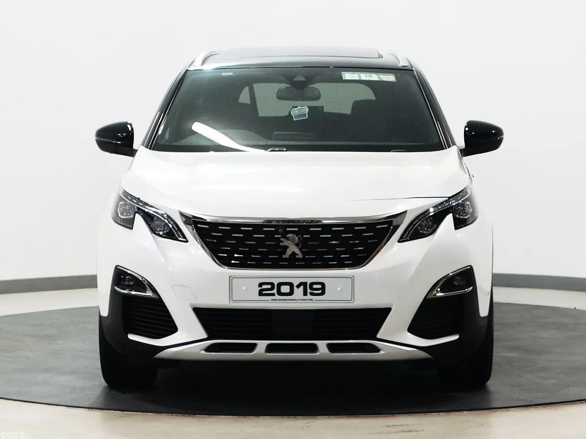 Peugeot 5008 MPV, Diesel, 2019, White