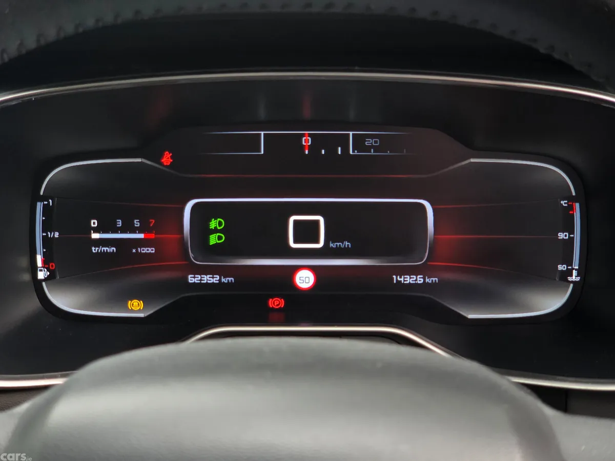 Citroen C5 Aircross MPV, Diesel, 2021, Grey