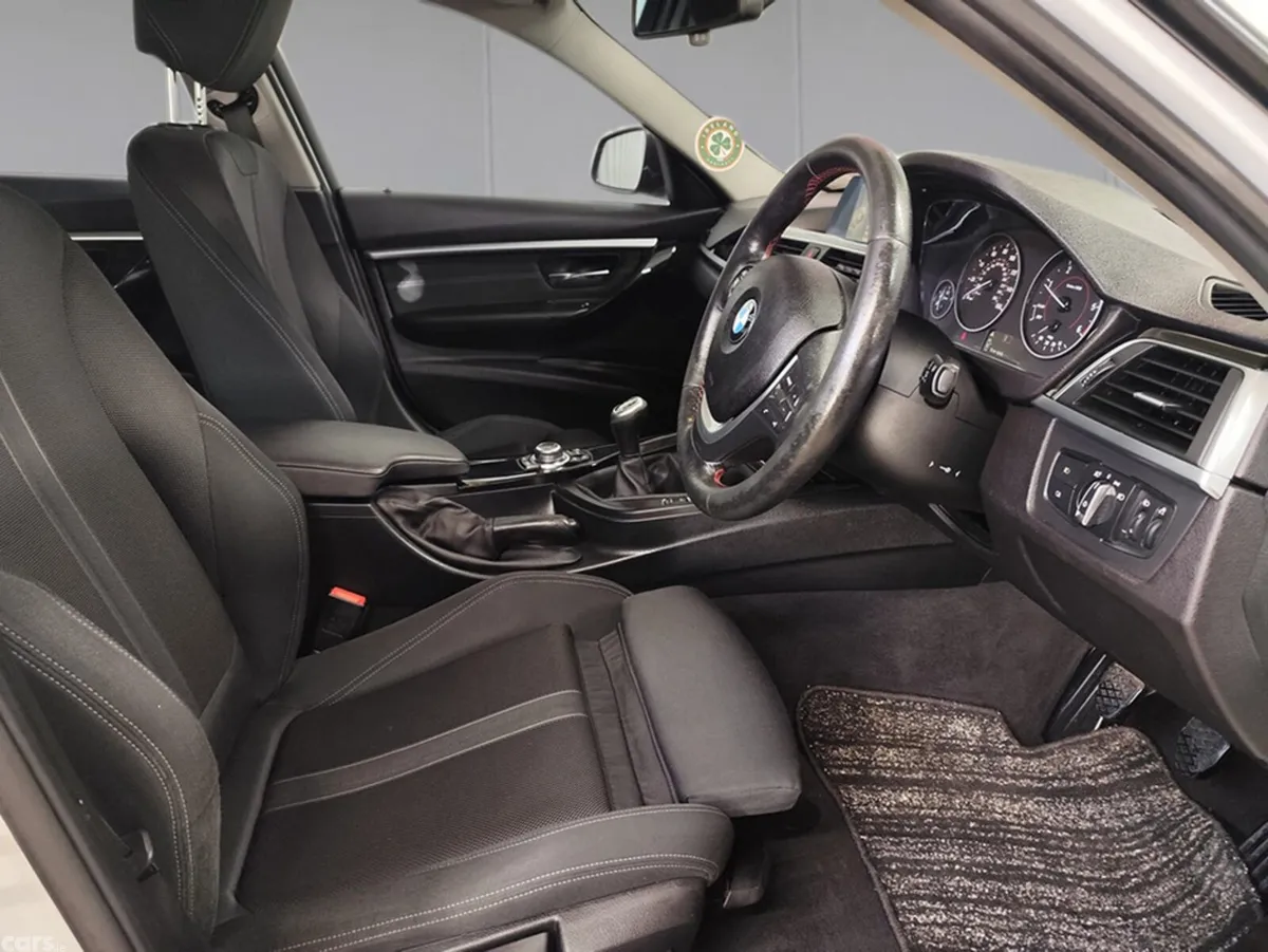 BMW 3-Series Saloon, Diesel, 2017, White