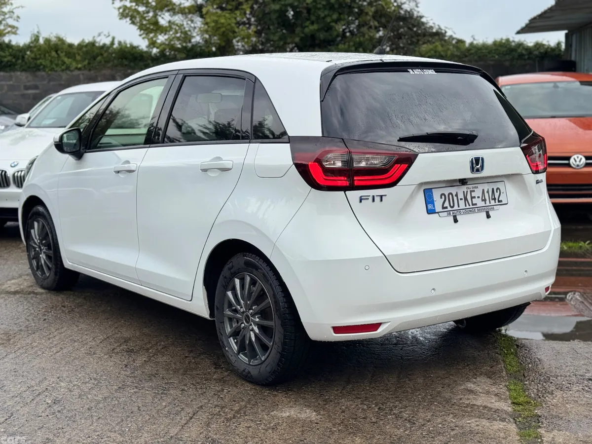 Honda Fit Hatchback, Petrol Hybrid, 2020, White