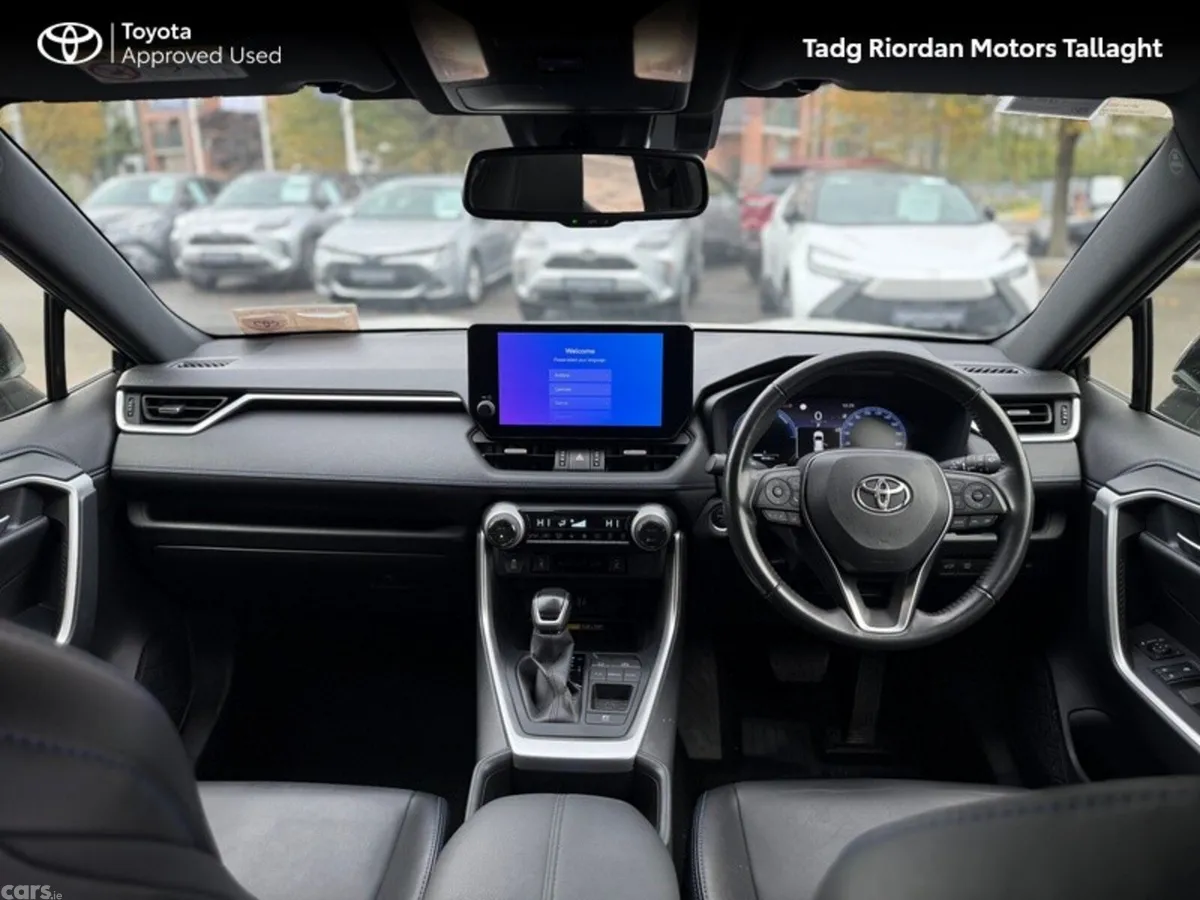 Toyota RAV4 SUV, Petrol Hybrid, 2024, White