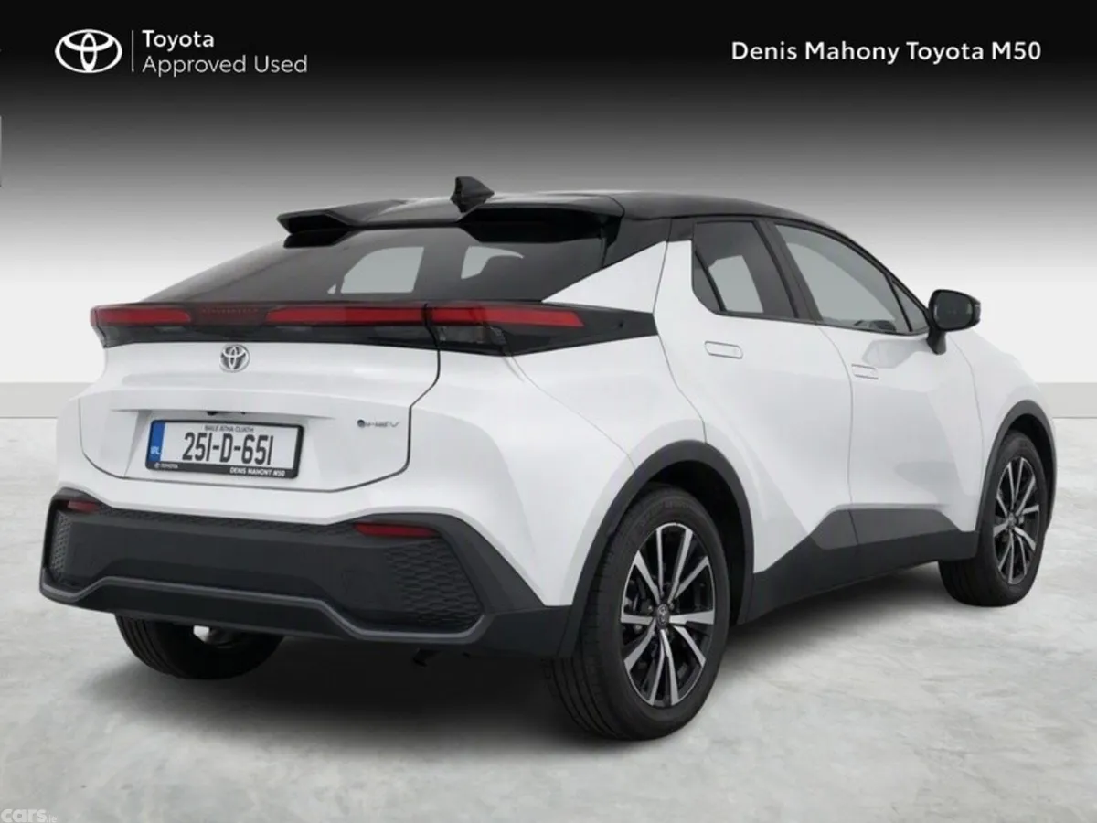 Toyota C-HR SUV, Petrol Hybrid, 2025, White