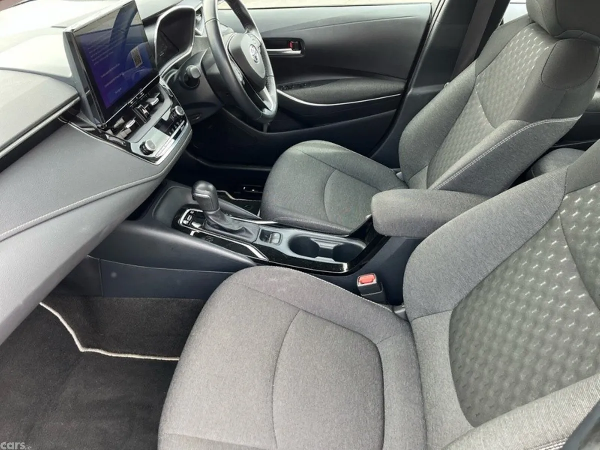 Toyota Corolla Saloon, Petrol Hybrid, 2024, Grey