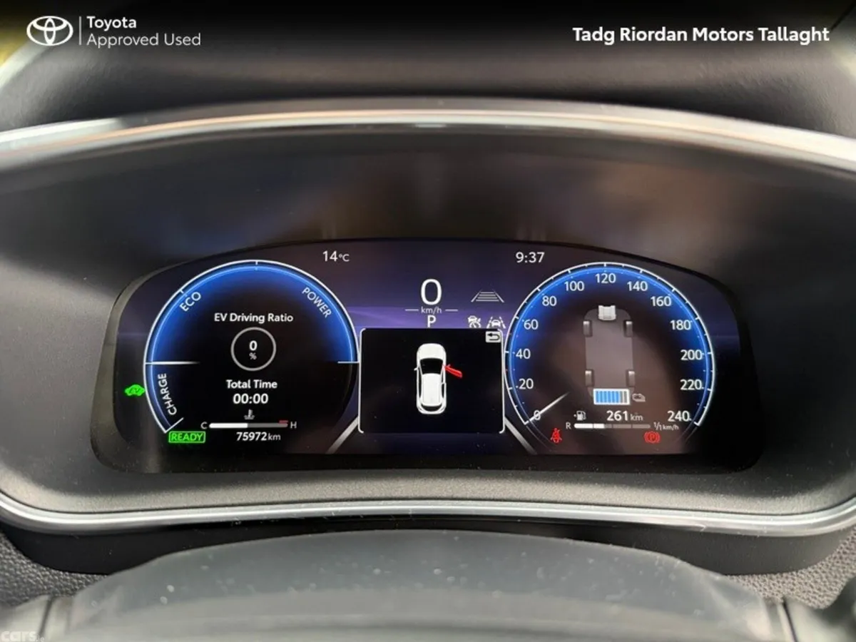 Toyota Corolla Hatchback, Petrol Hybrid, 2024, White