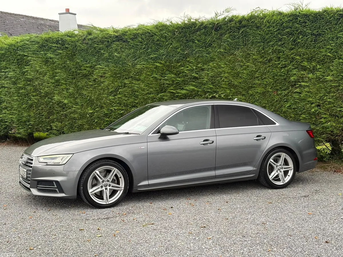 Audi A4 Saloon, Diesel, 2016, Grey