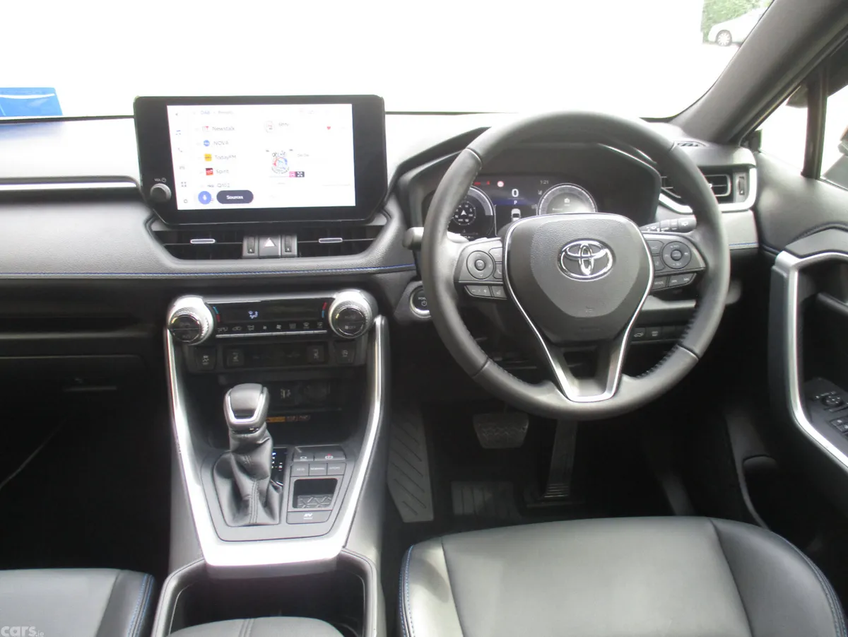 Toyota RAV4 SUV, Petrol Hybrid, 2025, Blue
