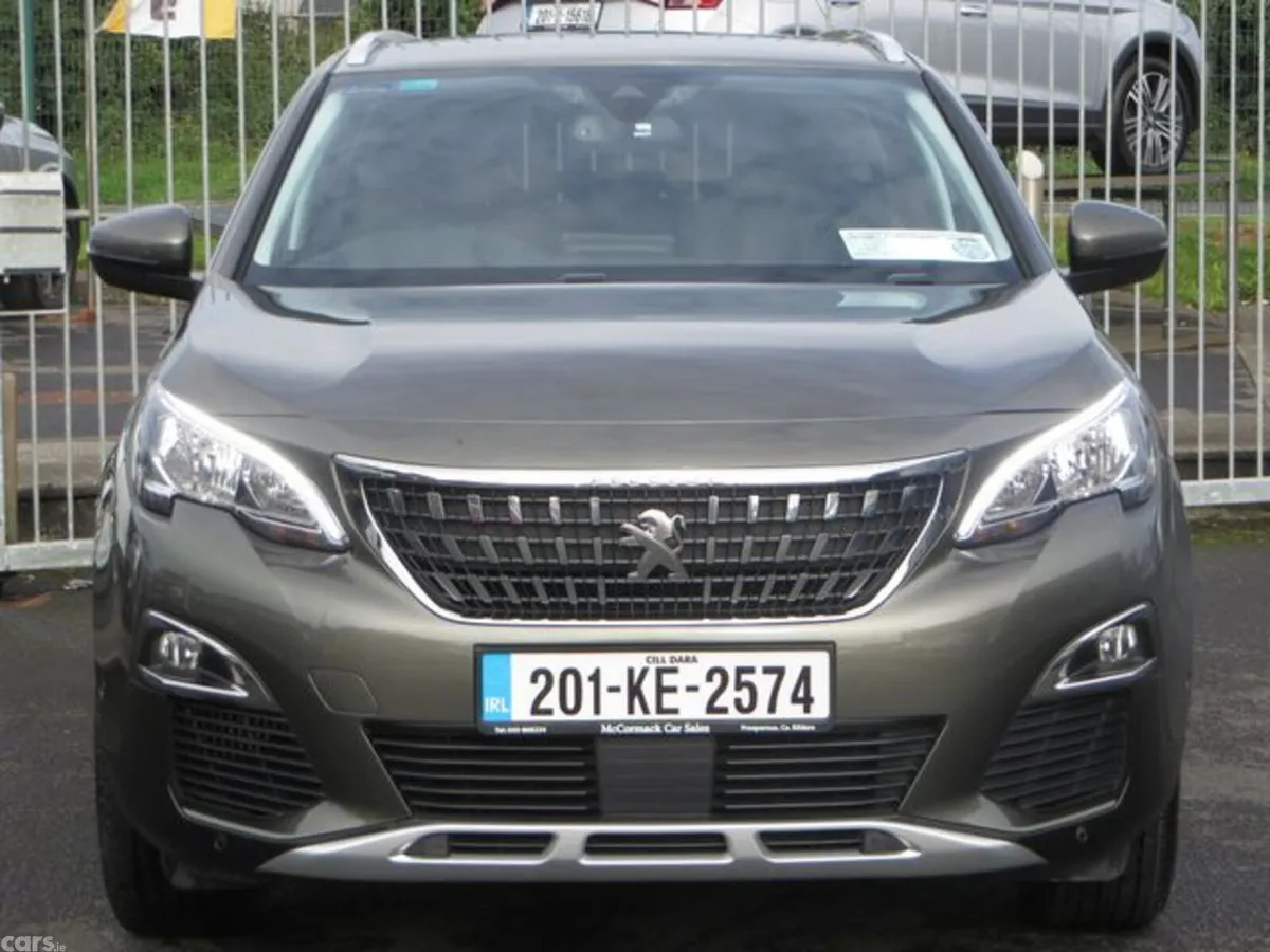 Peugeot 5008 MPV, Diesel, 2020, Grey