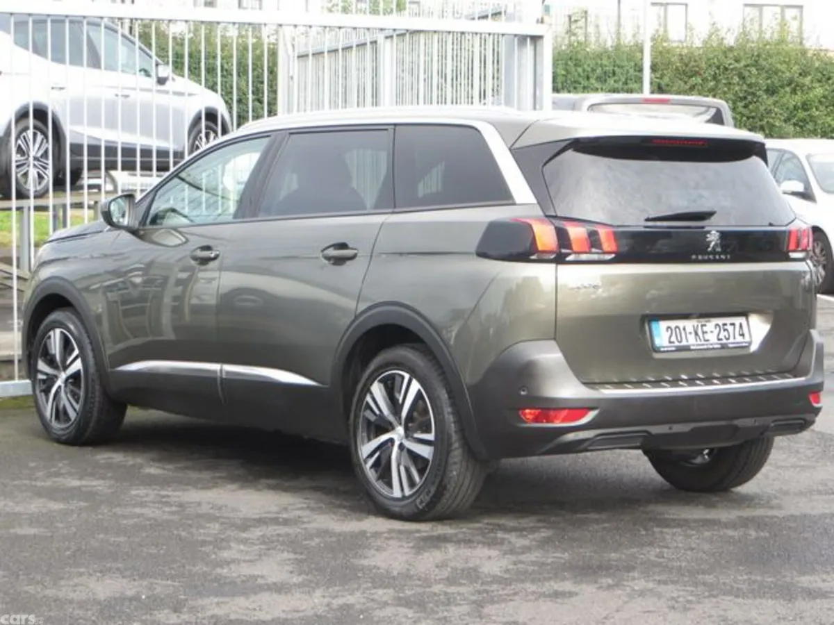 Peugeot 5008 MPV, Diesel, 2020, Grey