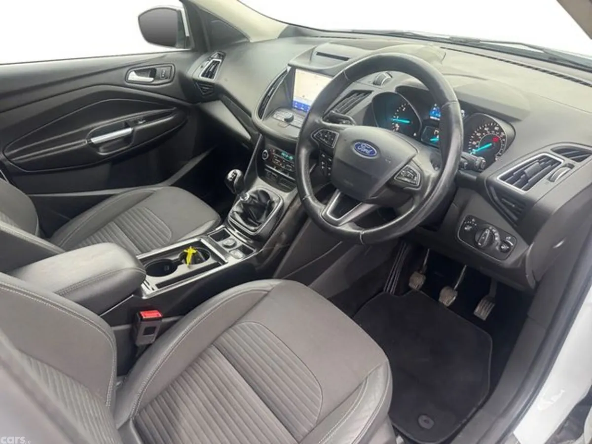 Ford Kuga Hatchback, Diesel, 2019, White