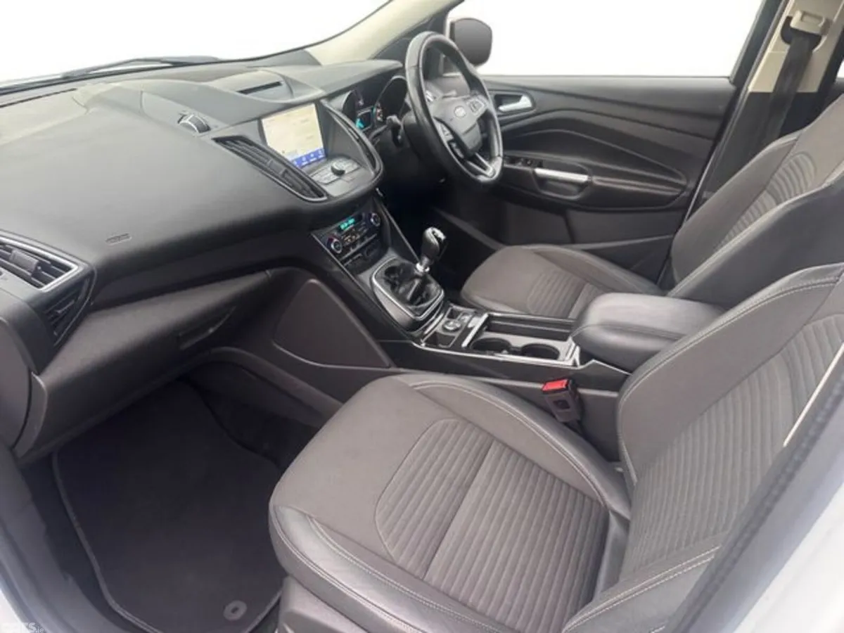 Ford Kuga Hatchback, Diesel, 2019, White