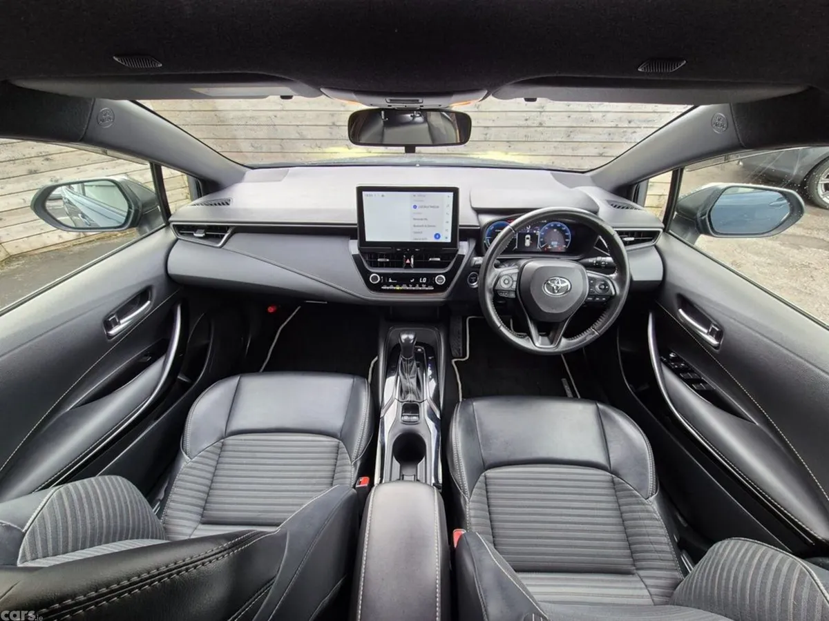 Toyota Corolla Estate, Petrol Hybrid, 2023, Grey