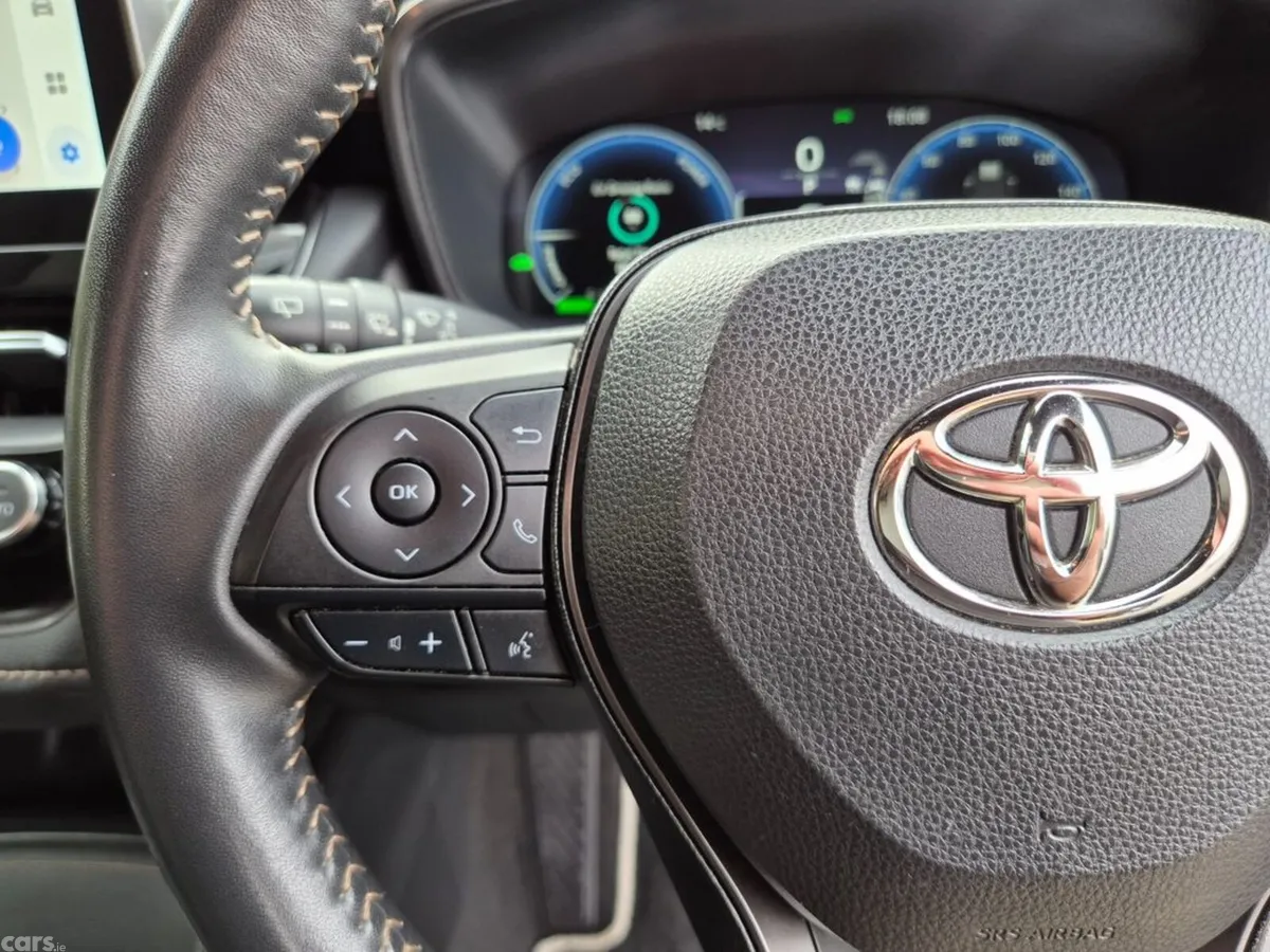 Toyota Corolla Estate, Petrol Hybrid, 2023, Grey