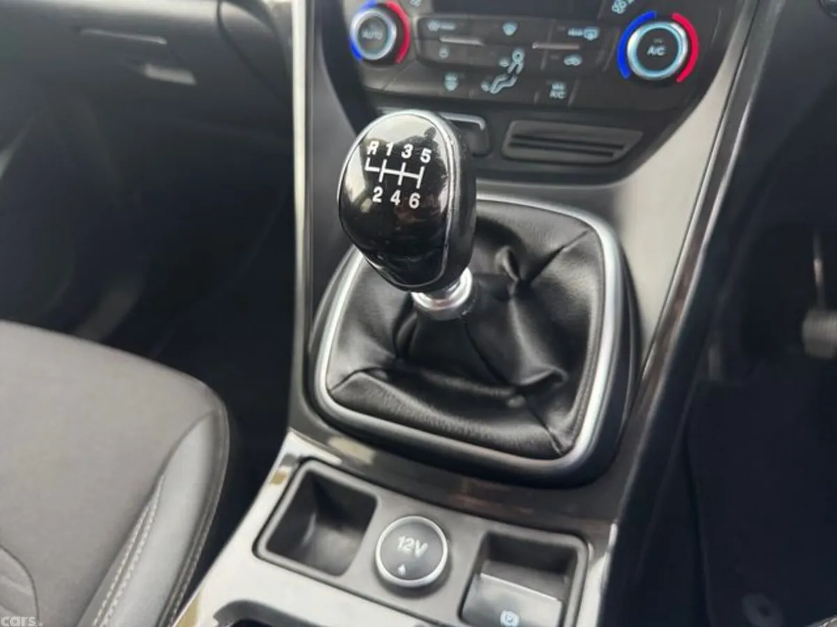 Ford Kuga Hatchback, Diesel, 2019, White