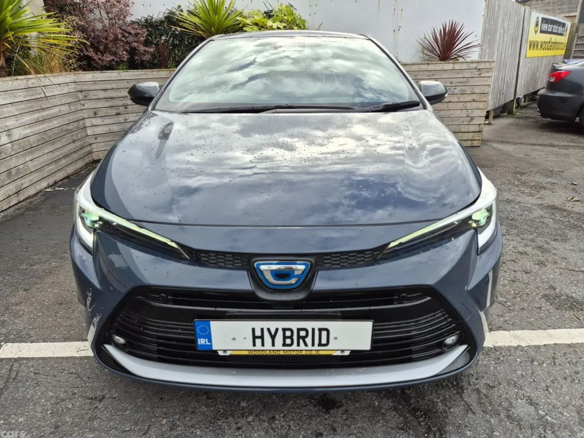 Toyota Corolla Estate, Petrol Hybrid, 2023, Grey