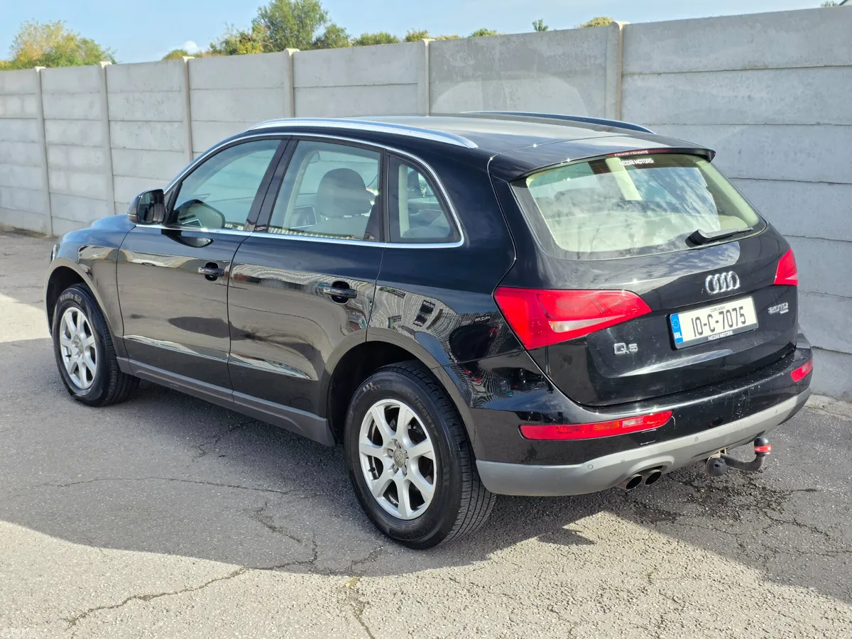 Audi Q5 SUV, Diesel, 2010, Black