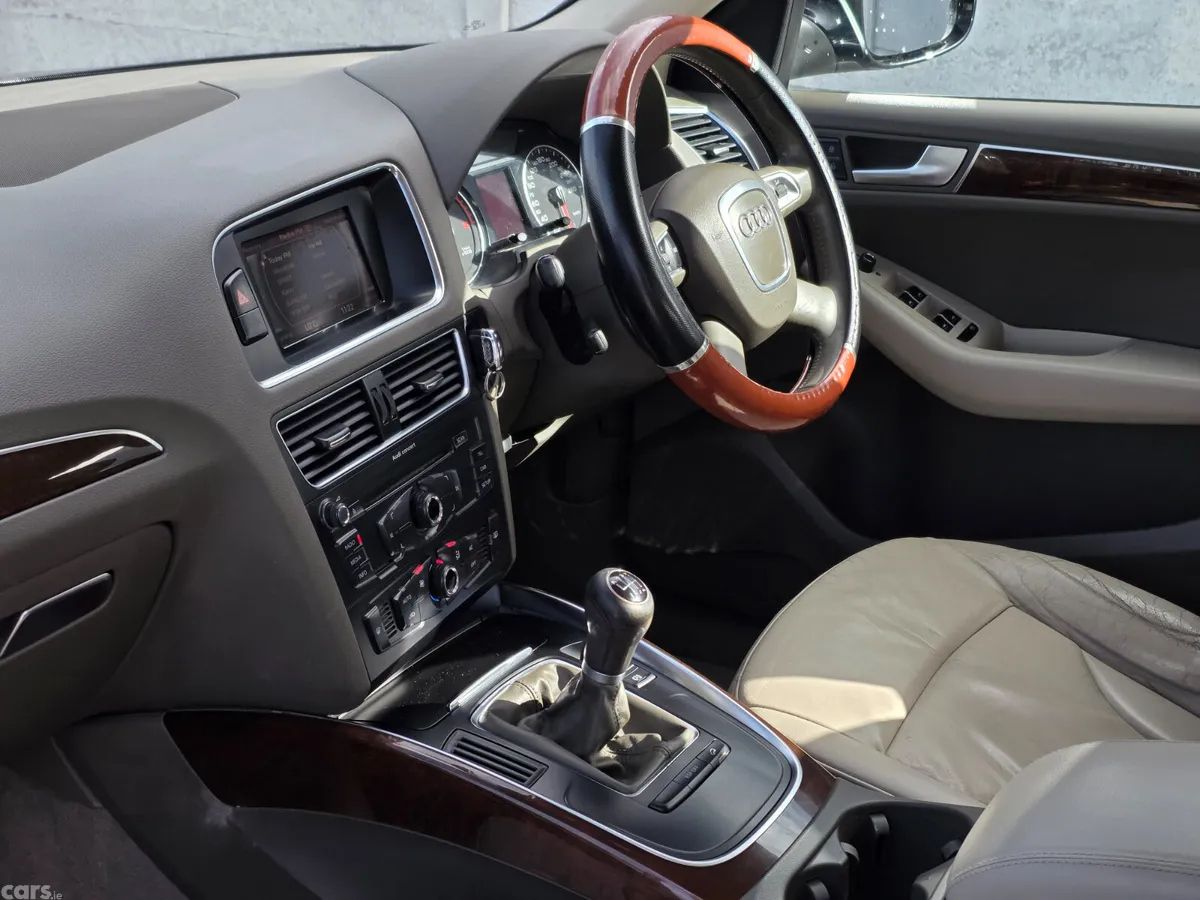 Audi Q5 SUV, Diesel, 2010, Black