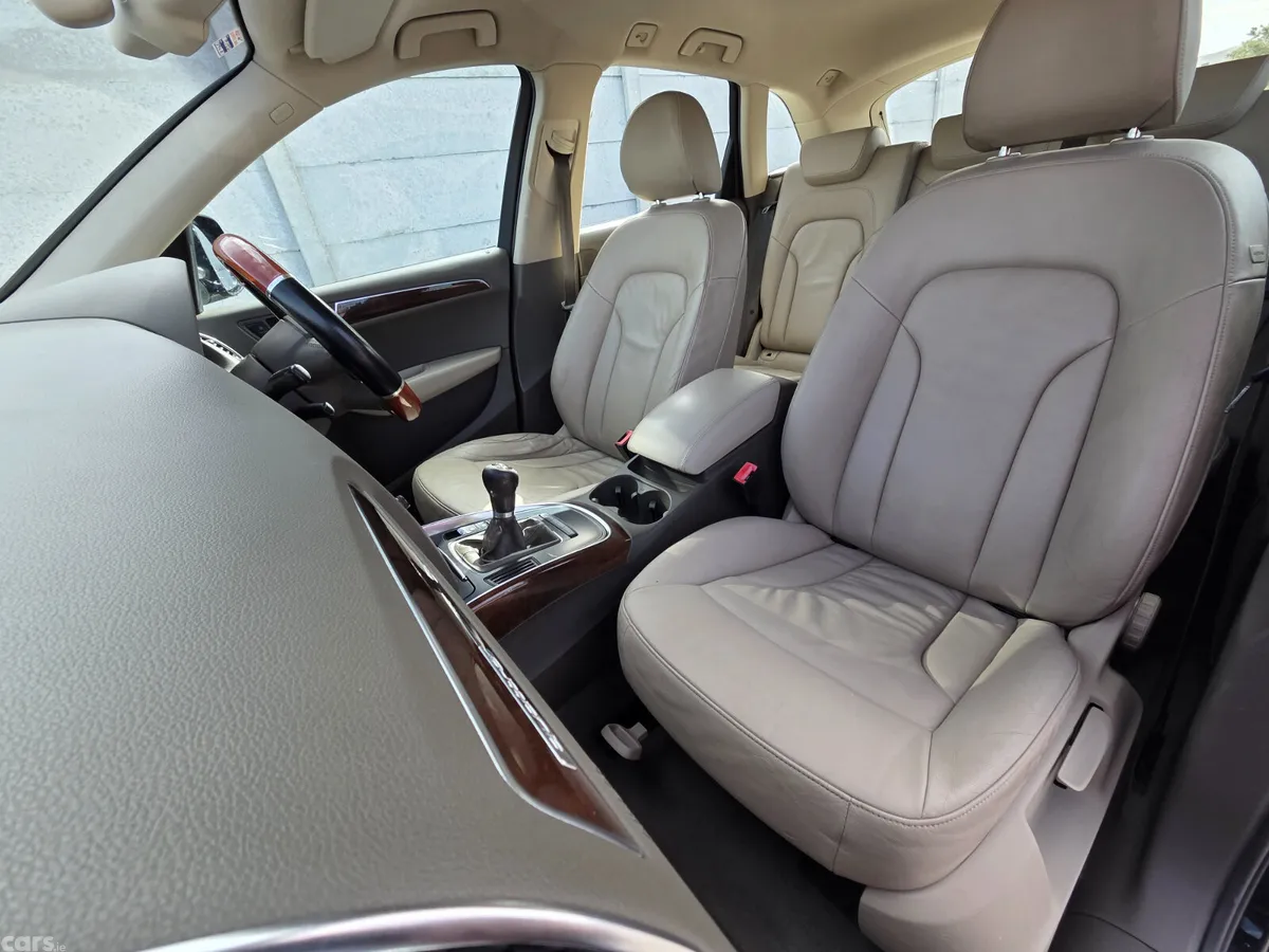 Audi Q5 SUV, Diesel, 2010, Black
