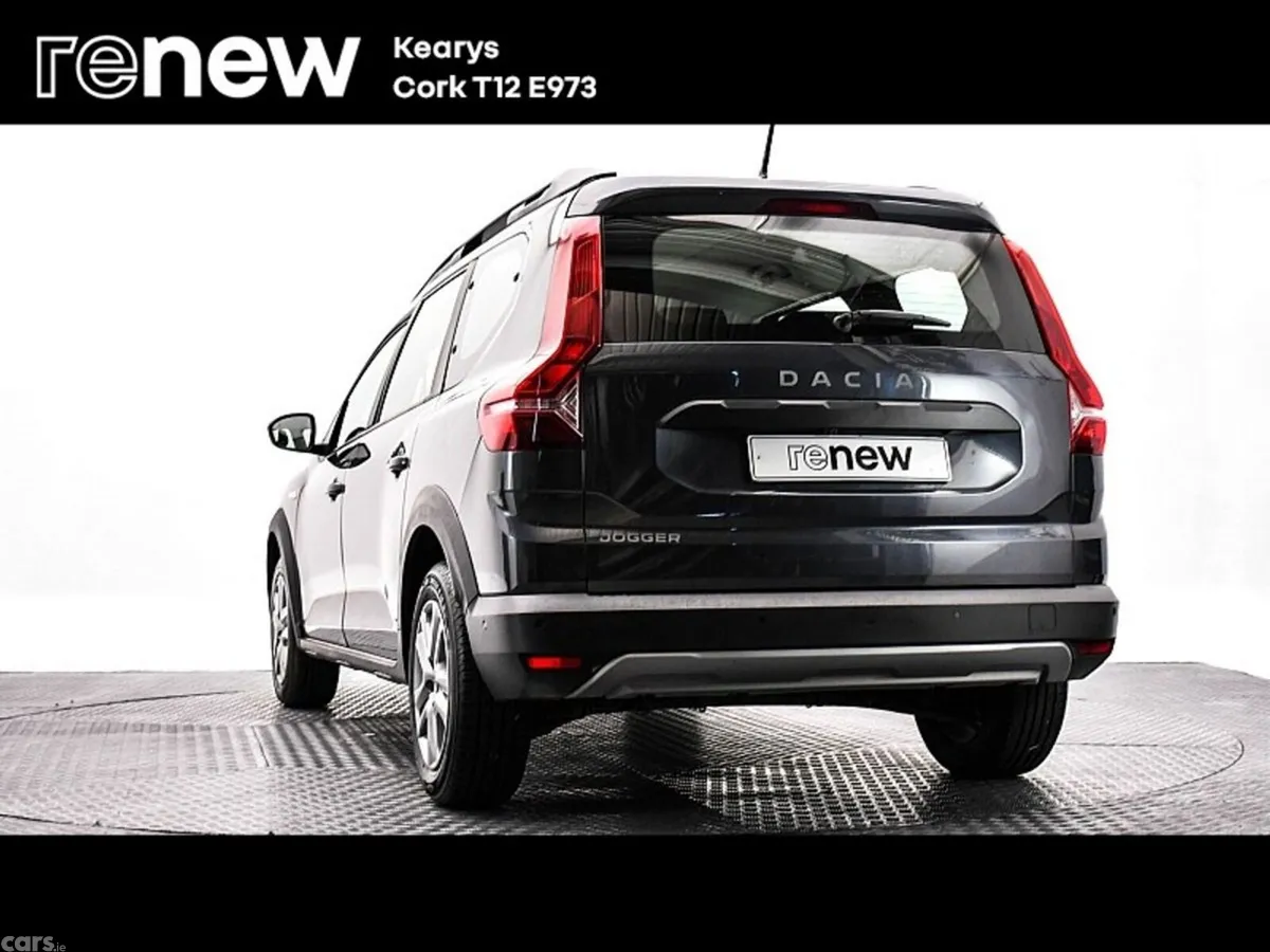 Dacia Jogger SUV, Petrol, 2022, Grey