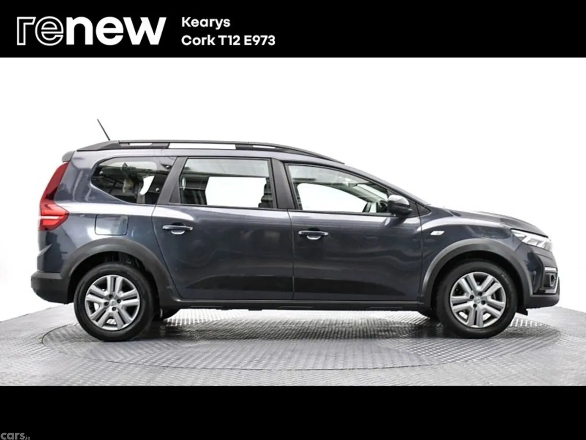 Dacia Jogger SUV, Petrol, 2022, Grey