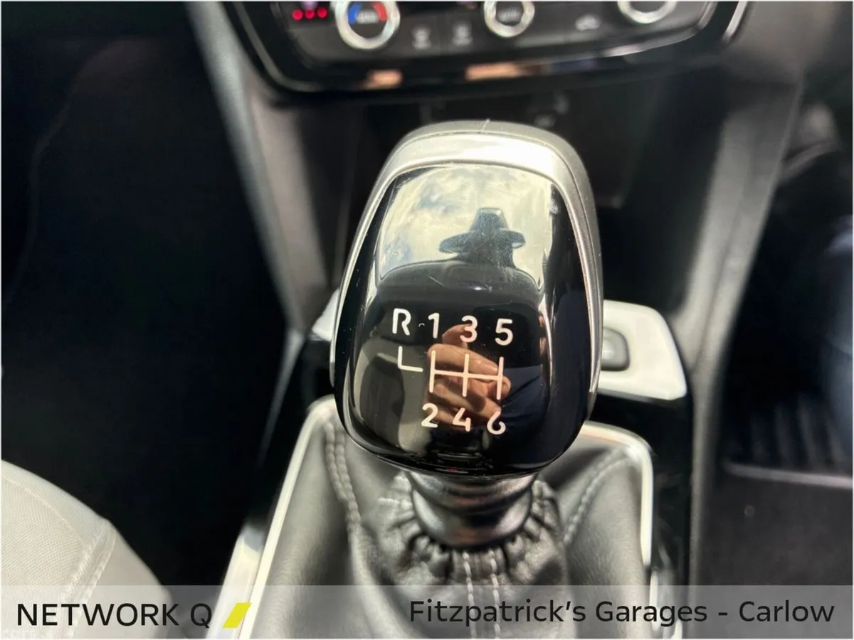 Opel Mokka SUV, Petrol, 2024, Blue