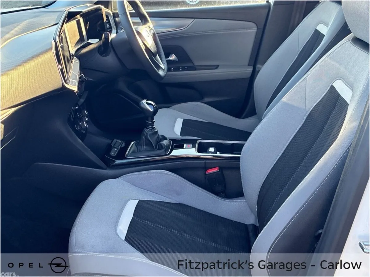 Opel Mokka SUV, Petrol, 2025, White