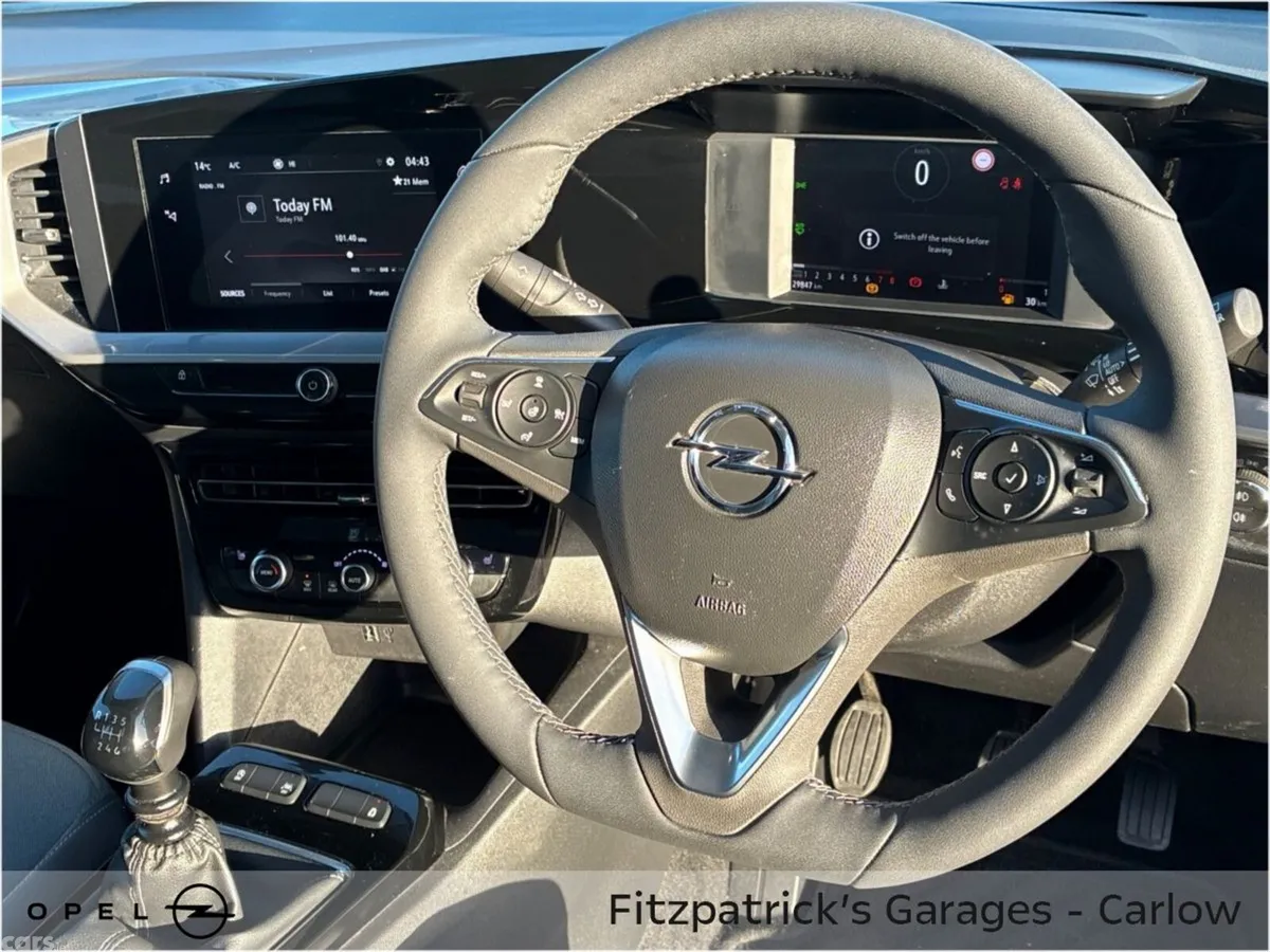 Opel Mokka SUV, Petrol, 2025, White