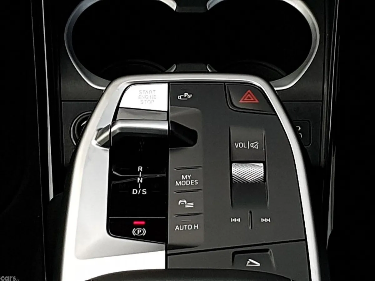 BMW X1 SUV, Petrol Plug-in Hybrid, 2026, Black