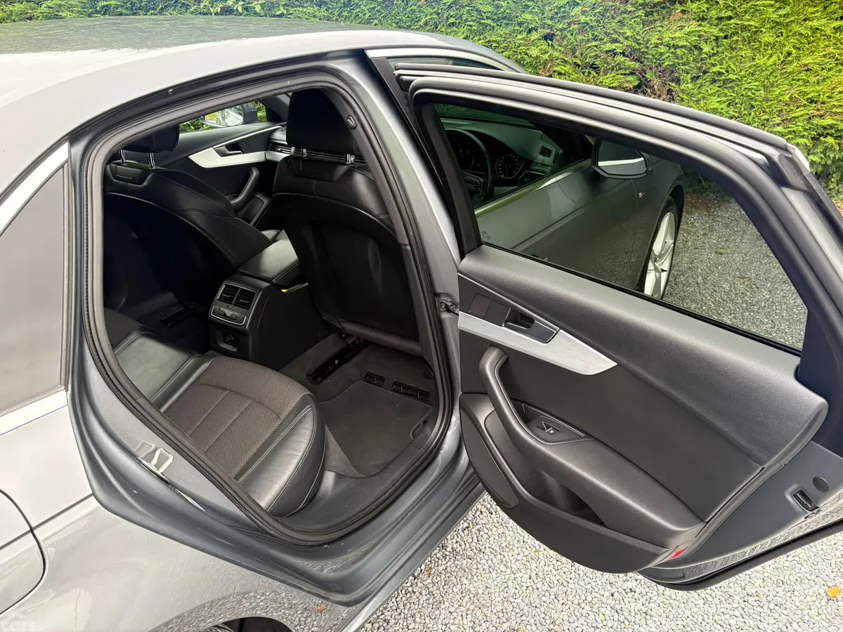 Audi A4 Saloon, Diesel, 2016, Grey