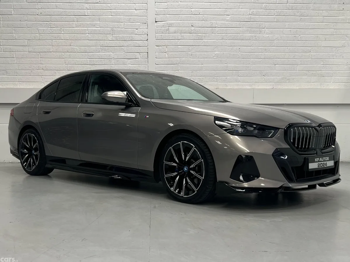 BMW 5-Series Saloon, Petrol Plug-in Hybrid, 2024, Grey