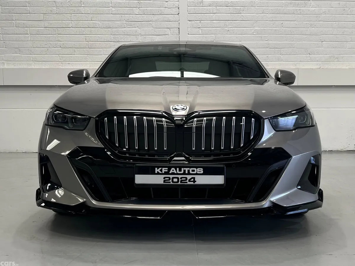 BMW 5-Series Saloon, Petrol Plug-in Hybrid, 2024, Grey