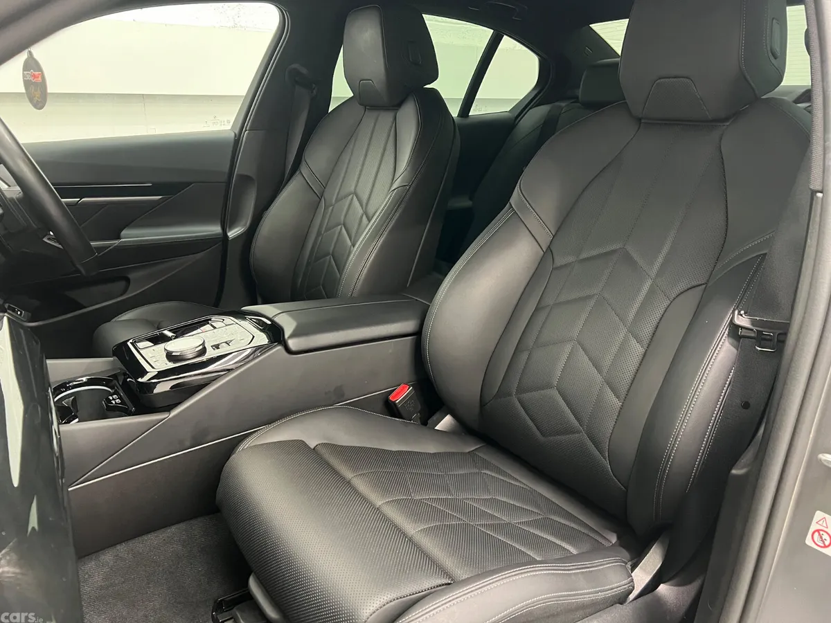 BMW 5-Series Saloon, Petrol Plug-in Hybrid, 2024, Grey