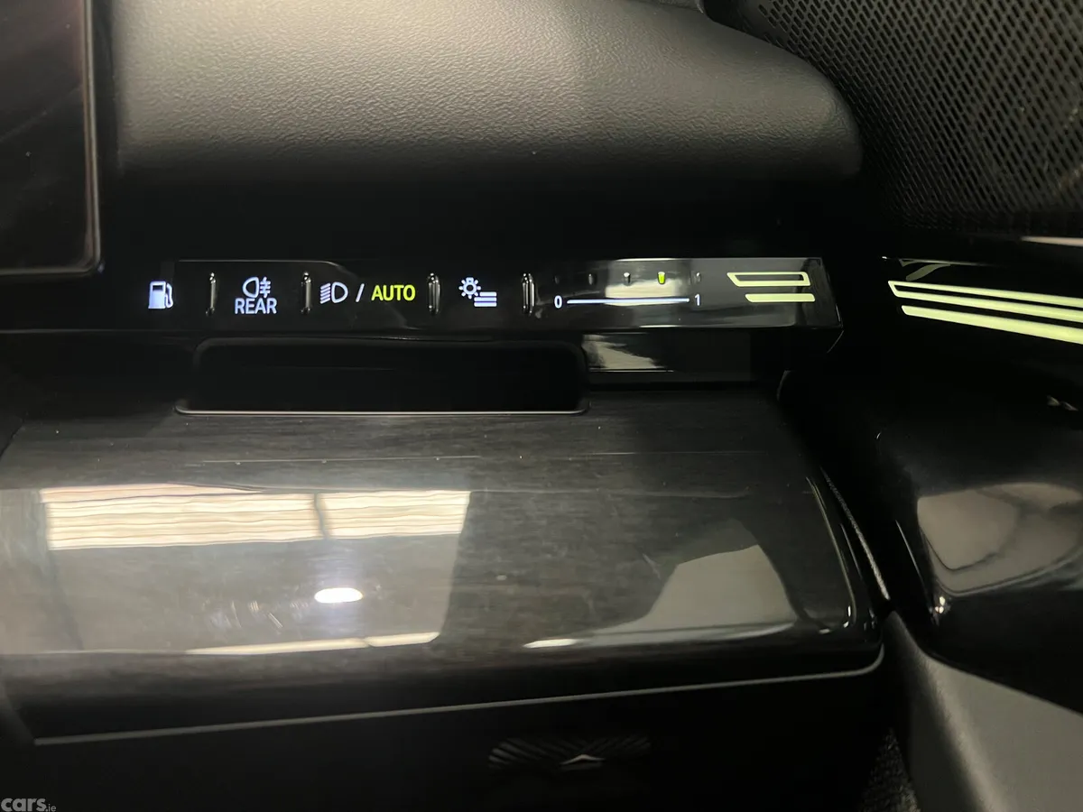 BMW 5-Series Saloon, Petrol Plug-in Hybrid, 2024, Grey