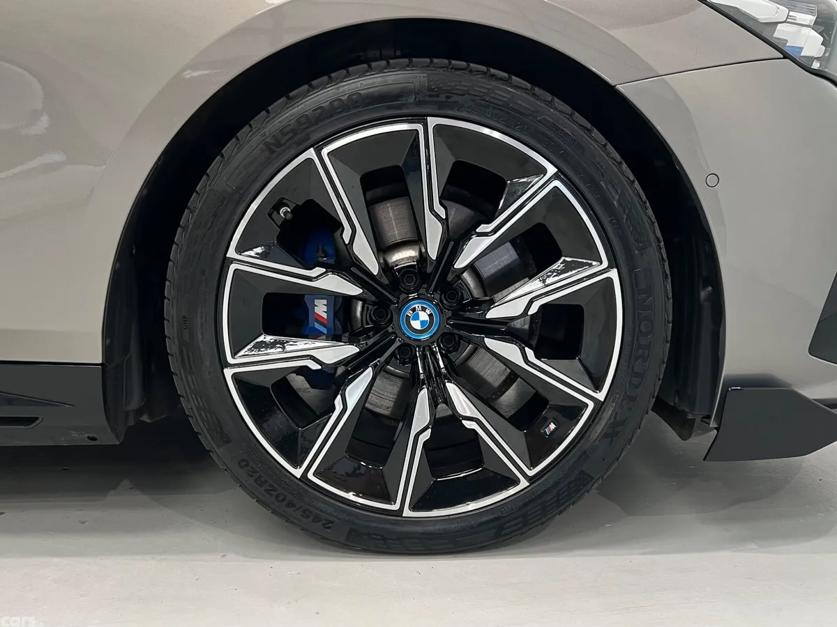 BMW 5-Series Saloon, Petrol Plug-in Hybrid, 2024, Grey