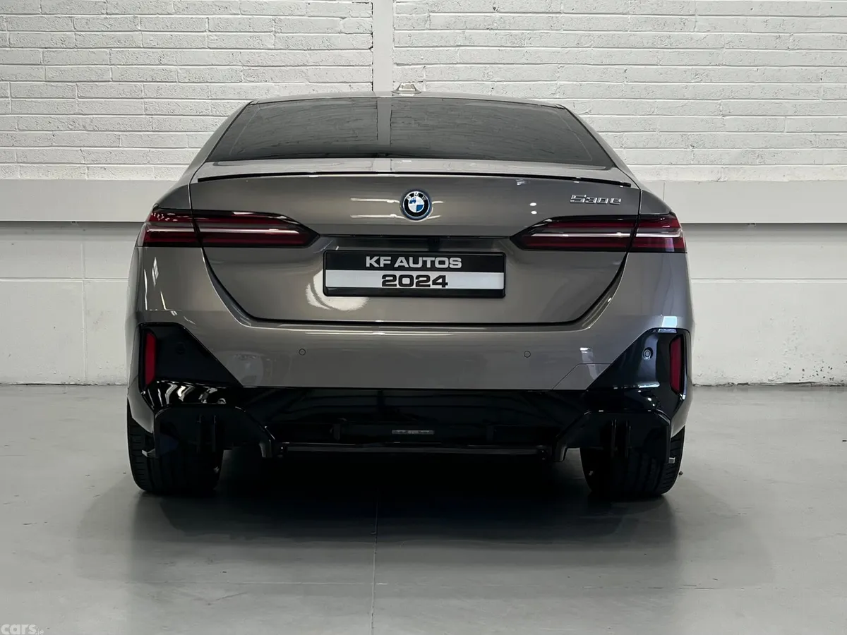 BMW 5-Series Saloon, Petrol Plug-in Hybrid, 2024, Grey